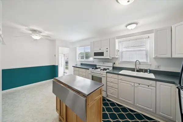 31920 St Margaret, Saint Clair Shores, MI 48082