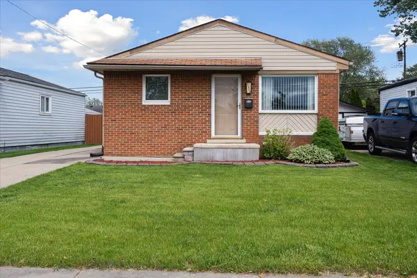 31920 St Margaret, Saint Clair Shores, MI 48082