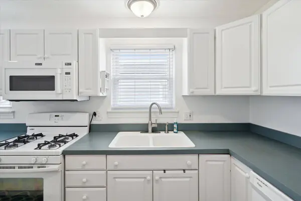 31920 St Margaret, Saint Clair Shores, MI 48082