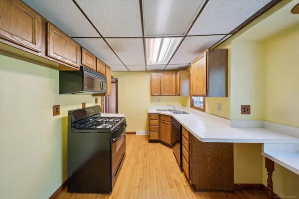 29202 Legion Streets, Roseville, MI 48066