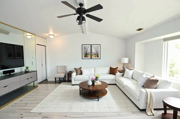 27723 Harrison Woods Lane, Harrison Township, MI 48045