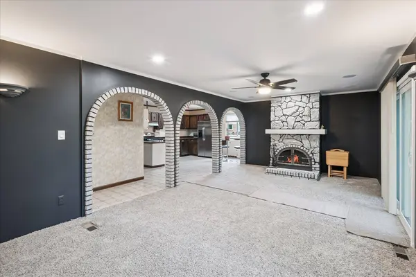 13171 Clinton River Road, Sterling Heights, MI 48313