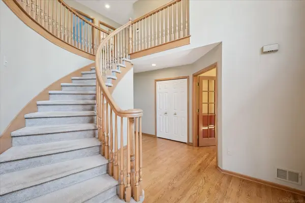 43176 Crissman Court, Sterling Heights, MI 48314