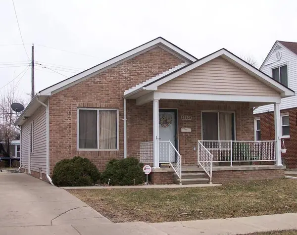 22608 Downing Street, Saint Clair Shores, MI 48080