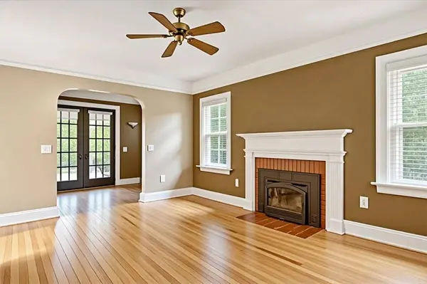 217 E Maryland Avenue, Royal Oak, MI 48067