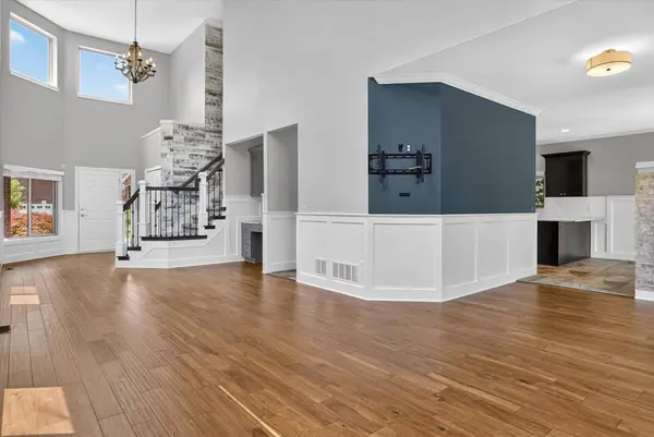 28000 Worthington Street, Saint Clair Shores, MI 48081