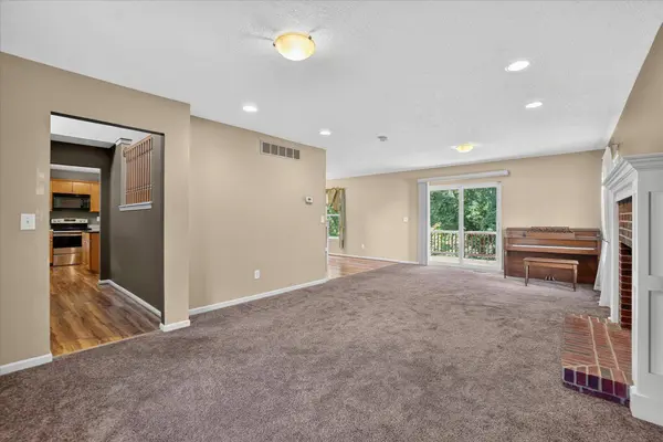 5677 Cartago Drive, Lansing, MI 48911