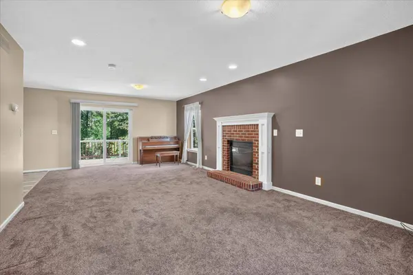 5677 Cartago Drive, Lansing, MI 48911