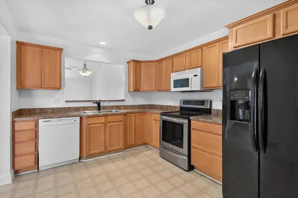 35251 Silver Maple Drive, Clinton Twp, MI 48035