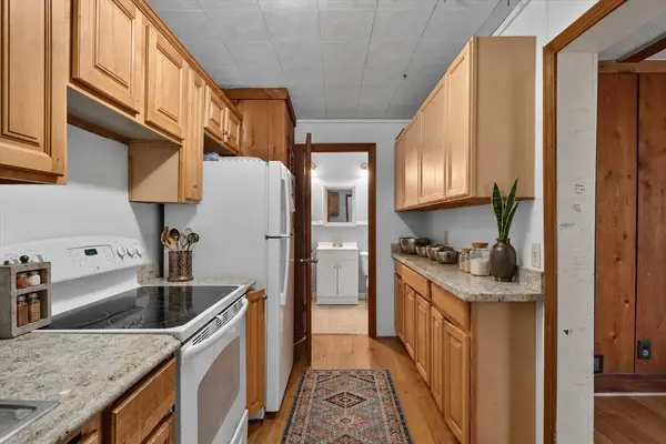 21929 Rosedale Street, Saint Clair Shores, MI 48080