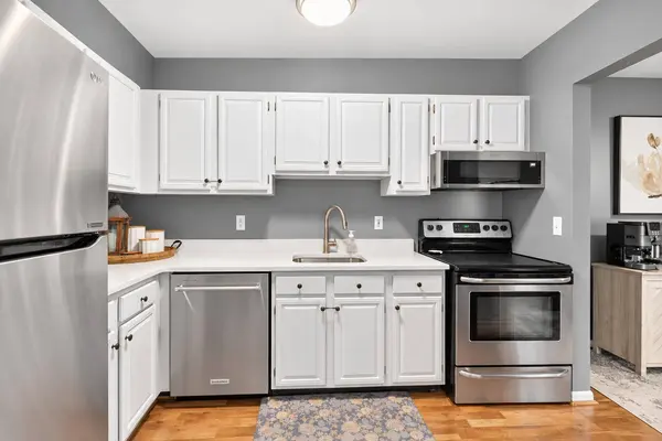 507 Sunset Lane, Saint Clair Shores, MI 48082