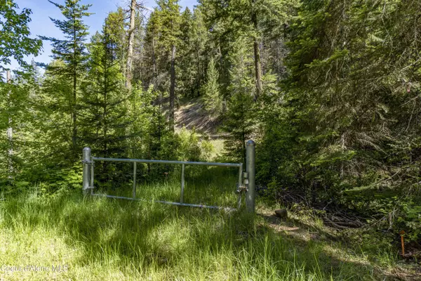 NNA E Moscow Bay Rd, Harrison, ID 83833