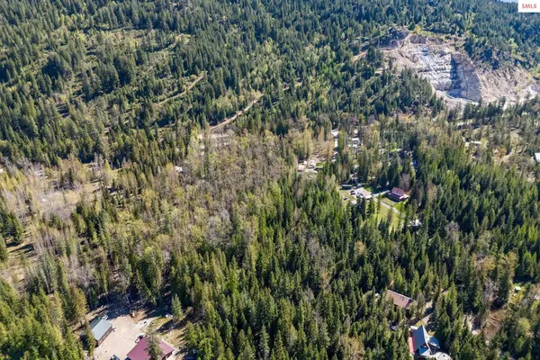 83 Cedar Grove, Sandpoint, ID 83864