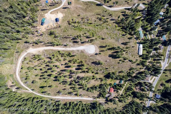 1 Red Hawk Landing, Sagle, ID 83860