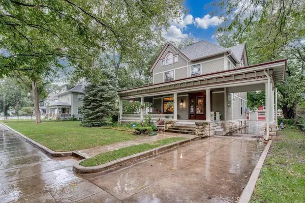 1421 N Park Pl, Wichita, KS 67203