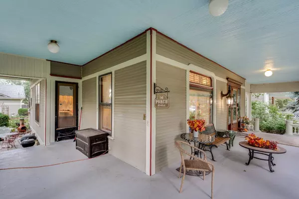 1421 N Park Pl, Wichita, KS 67203