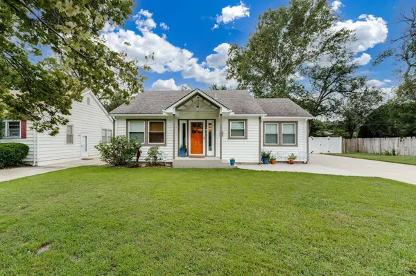 1531 W Julianne St, Wichita, KS 67203