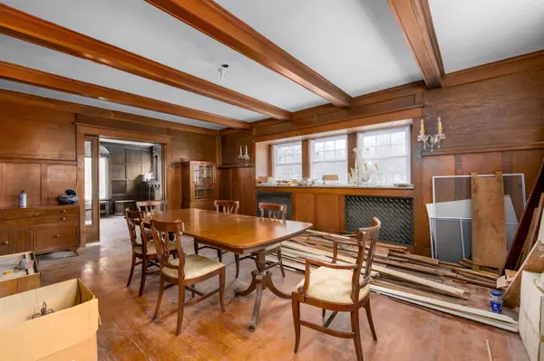 209 S Highland Ave, Chanute, KS 66720