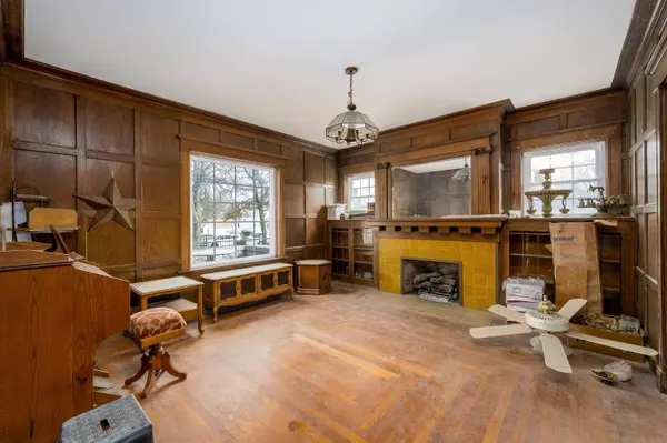 209 S Highland Ave, Chanute, KS 66720