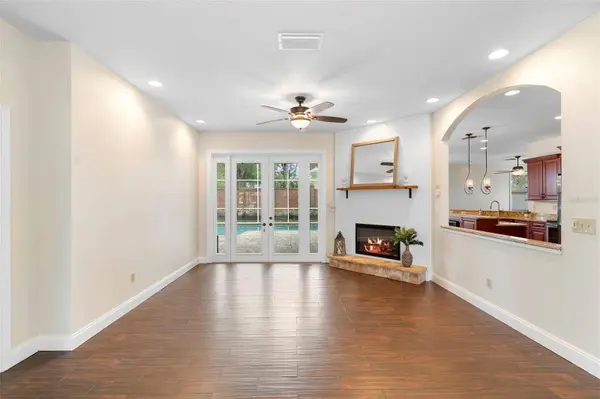 1545 HUNTERS STAND RUN, Oviedo, FL 32765