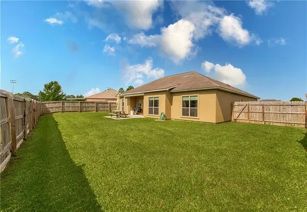 29586 SHEA LN, Denham Springs, LA 70726