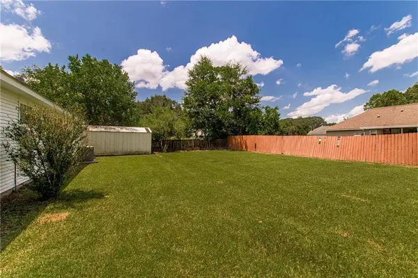 13216 VILLAGE TRACE DR, Folsom, LA 70437