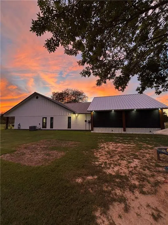 37110 WEISS RD, Denham Springs, LA 70706