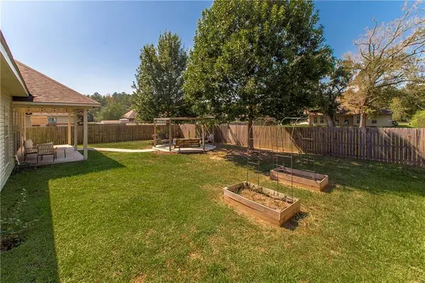 40340 CRESTWOOD LN, Ponchatoula, LA 70454