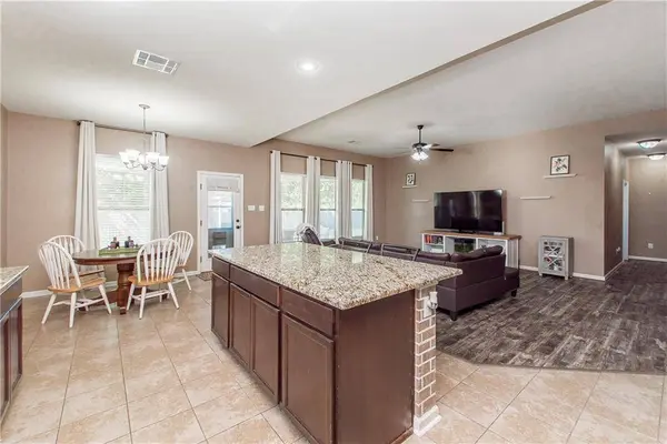 40340 CRESTWOOD LN, Ponchatoula, LA 70454