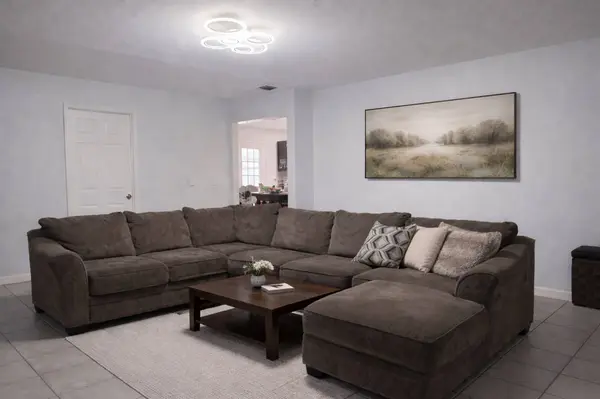 16910 Country Bridge RD, Houston, TX 77095