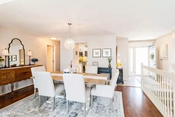 1404 Pompano Drive, Clive, IA 50325