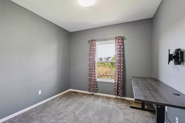 1216 Tuscany Drive SE, Altoona, IA 50009