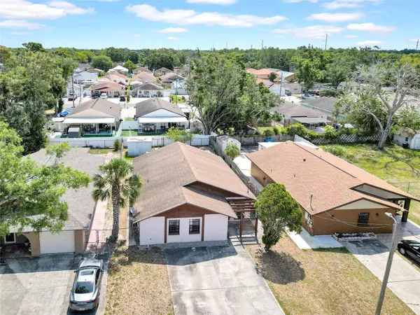 6915 N HUBERT AVE, Tampa, FL 33614