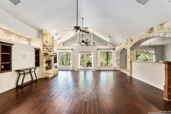 2814 Comal Springs, Canyon Lake, TX 78133