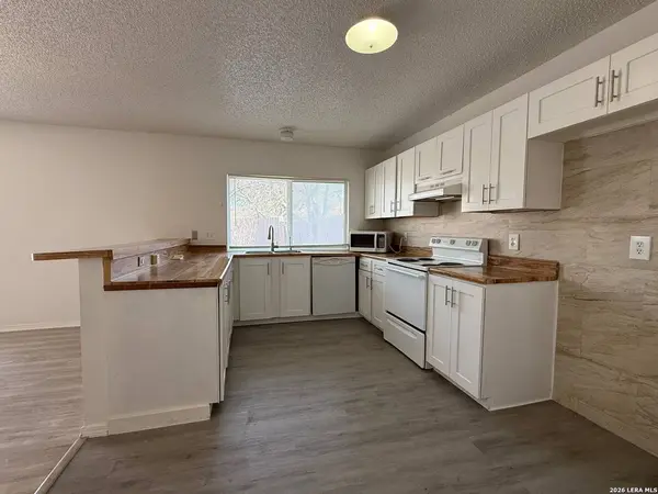 1318 BAYOU DR, San Antonio, TX 78245