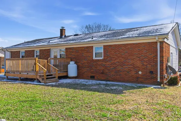 111 McDowell Drive, Boiling Springs, SC 29316