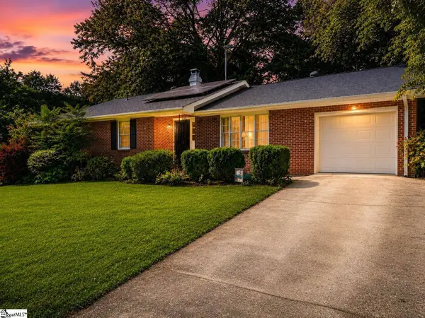 4 Merry Dale Lane, Greenville, SC 29617
