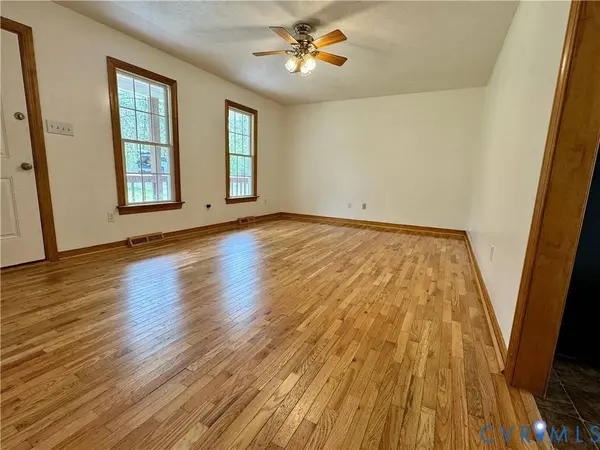 4350 Dorrell RD, Aylett, VA 23009