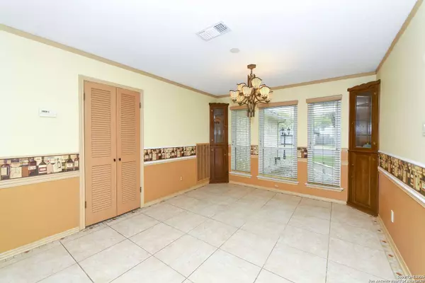 14743 Oak Briar, San Antonio, TX 78232