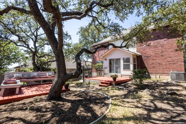 21914 Kenton Croft