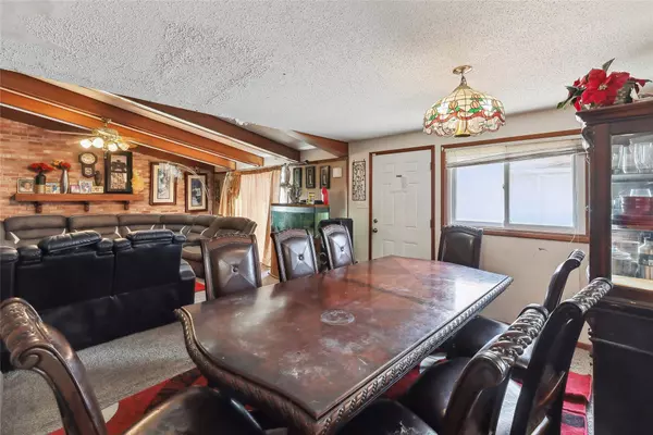 3845 51st Street, Des Moines, IA 50310