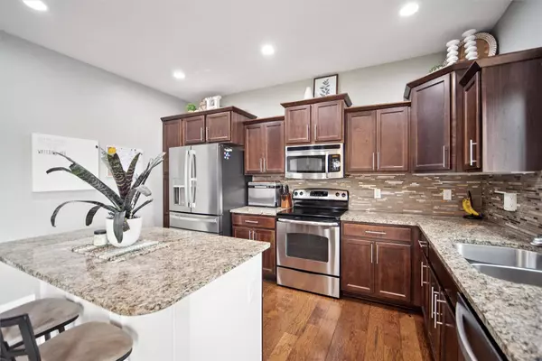 323 Tailfeather Drive NW, Bondurant, IA 50035