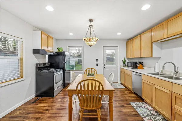 708 5th Street SE, Altoona, IA 50009