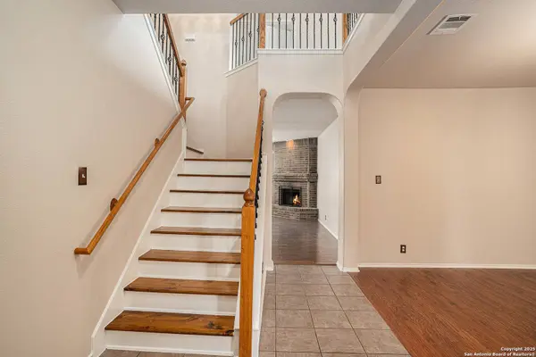 125 earhart ln, Cibolo, TX 78108