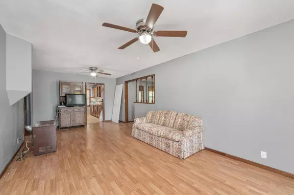 327 N Elm St, Douglass, KS 67039