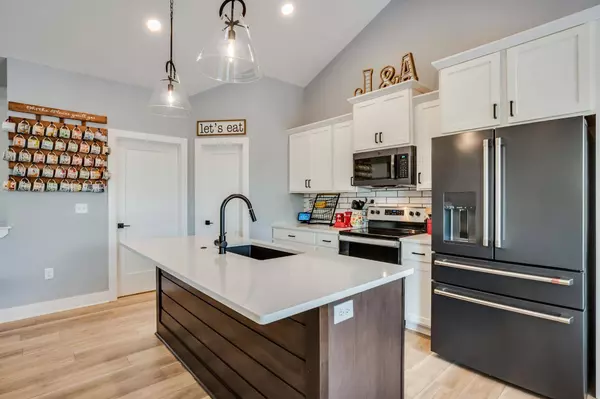 2623 E 48th St N, Wichita, KS 67219