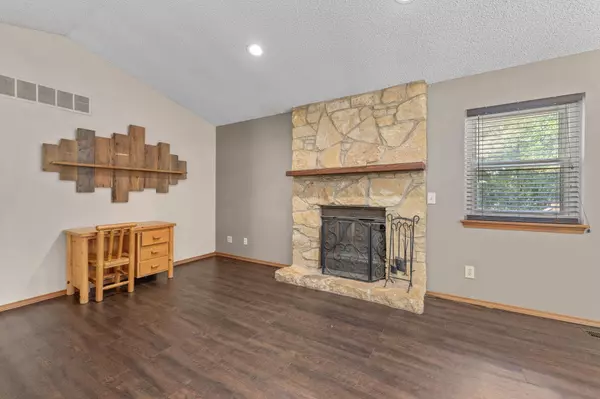 1211 Bobbie St, Augusta, KS 67010