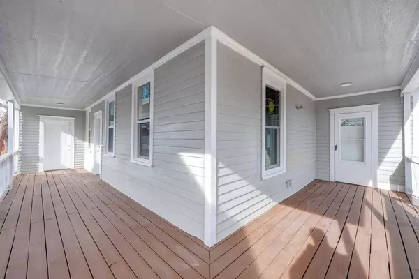 1705 Millington St, Winfield, KS 67156