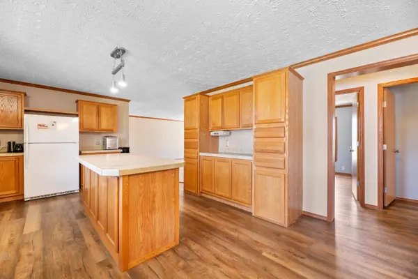 516 S Mill Rd, Leon, KS 67074