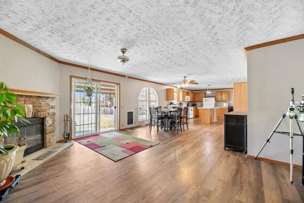 516 S Mill Rd, Leon, KS 67074